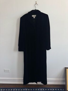 Rena Rowan Black Long Velvet Button-Front Dress